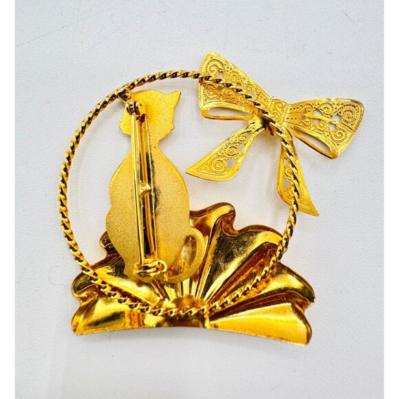 Vintage Gold Tone Cat And Bow Themed Jewelry Brooch - Picture 2 of 3